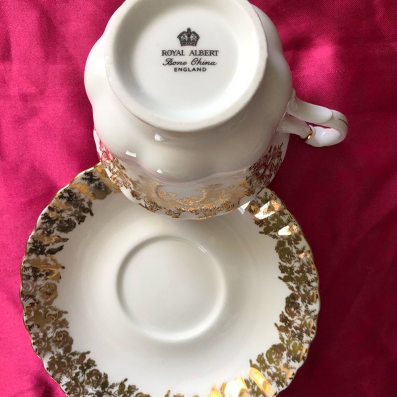 Royal Albert Bone China England 50th Anniversary - Picture 2 of 3